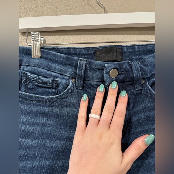 Buckle Black Fit No. 256 Boyfriend Skinny Jean - Picture 8 of 10